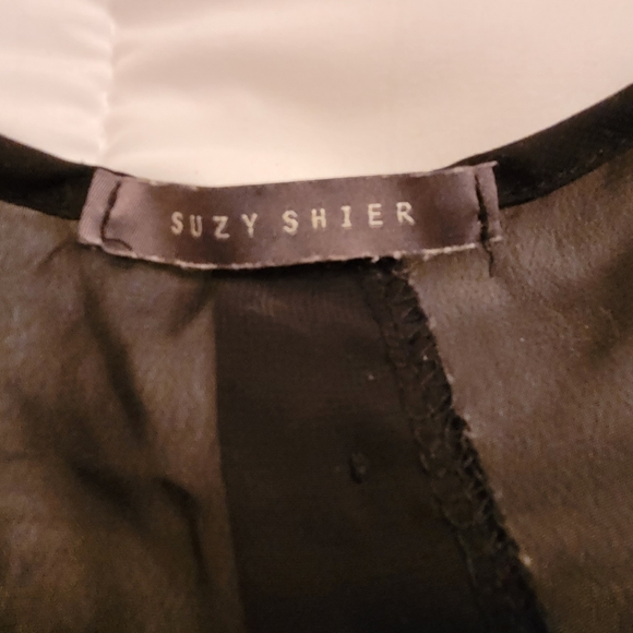 3/$25 Suzy Shier sleeveless sheer blouse, junior size M - Picture 3 of 8
